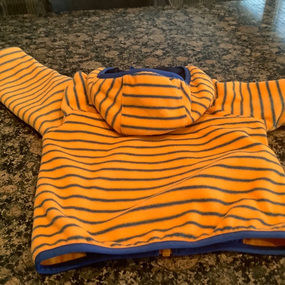 Boys North Face Reversable   Jacket Size 12-18 Months - NWT - Picture 7 of 7